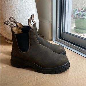 Blundstone lug boot size 5 AU 7.5/8 US